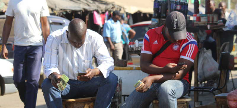 Illegal currency dealers face arrest