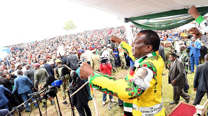 Mnangagwa lauded for not  forcing people to rally
