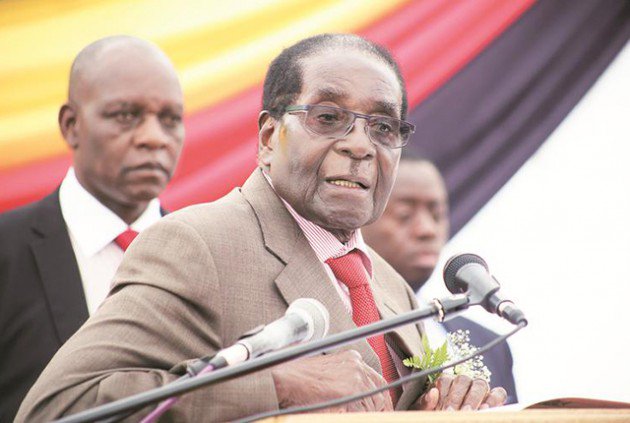 Mugabe meets Zim business as crisis intensifies   
