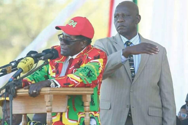 'Mugabe won't name successor'