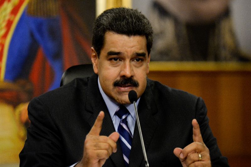 Maduro expels US envoy amid new sanctions