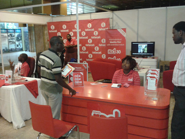Telecel introduces Christmas combo special