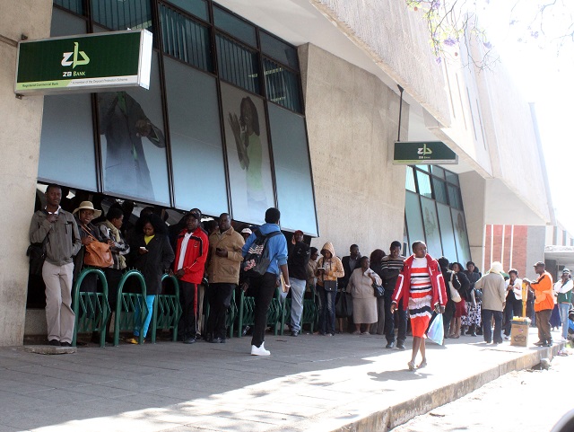 Zimbabwe cash shortages reach alarming levels