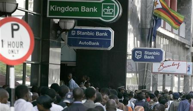 Bank lending to private sector falls