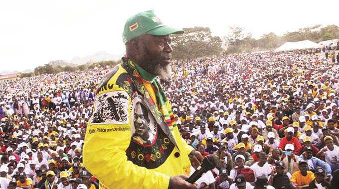 Chinotimba warns chiefs dabbling in politics