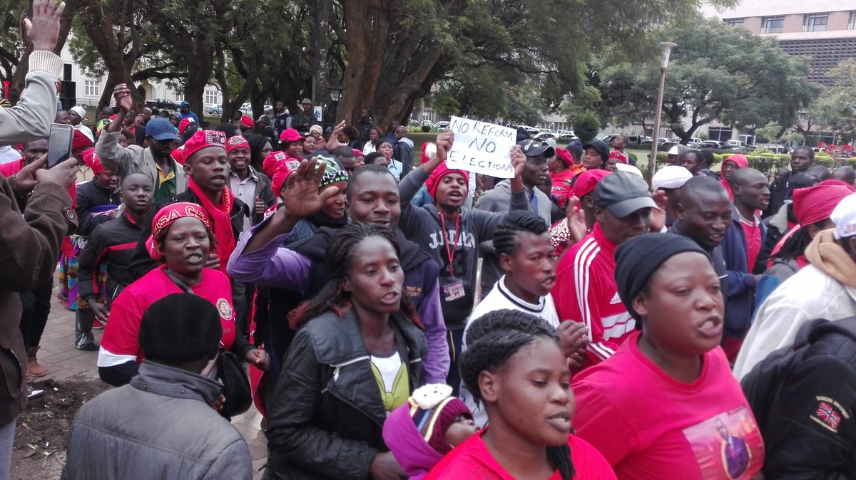 Govt calls for peace during MDC demos