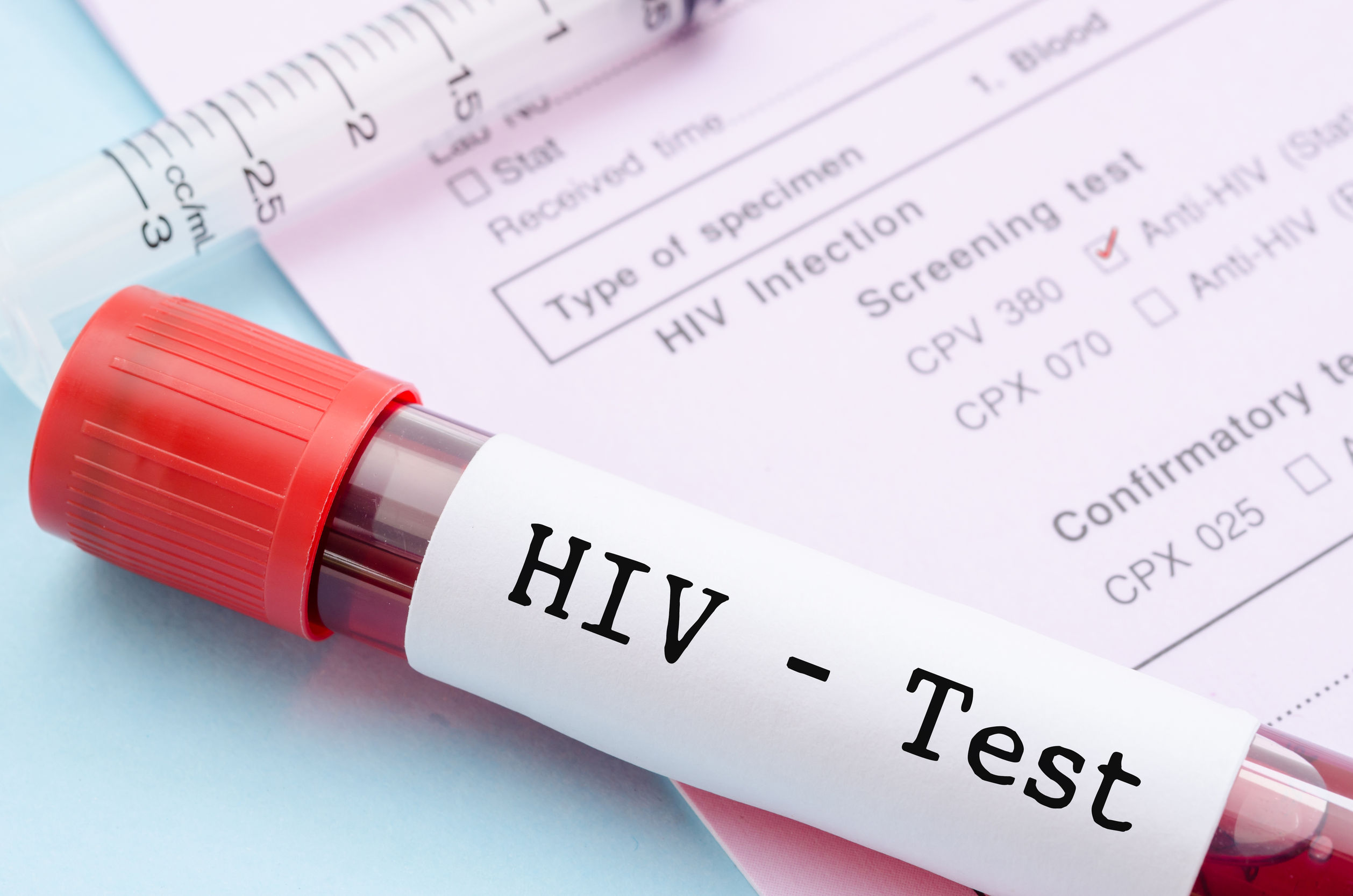 Zimbabwe defers HIV drug roll out