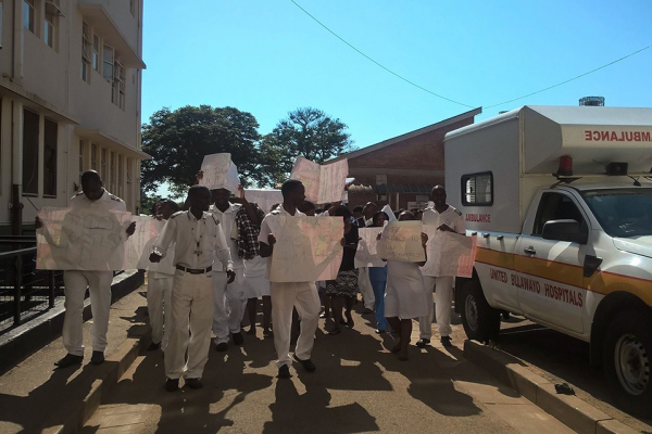 Nurses embark on countrywide strike