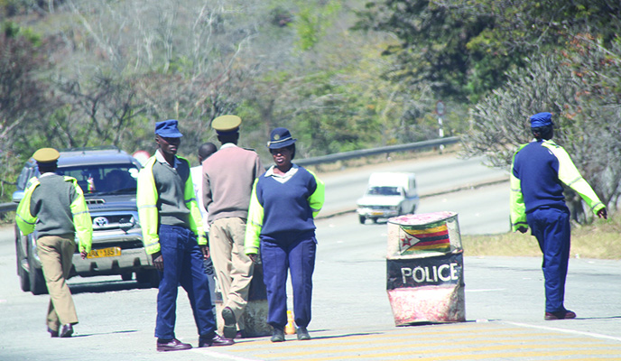 Traffic cop arrested over $2 bribe