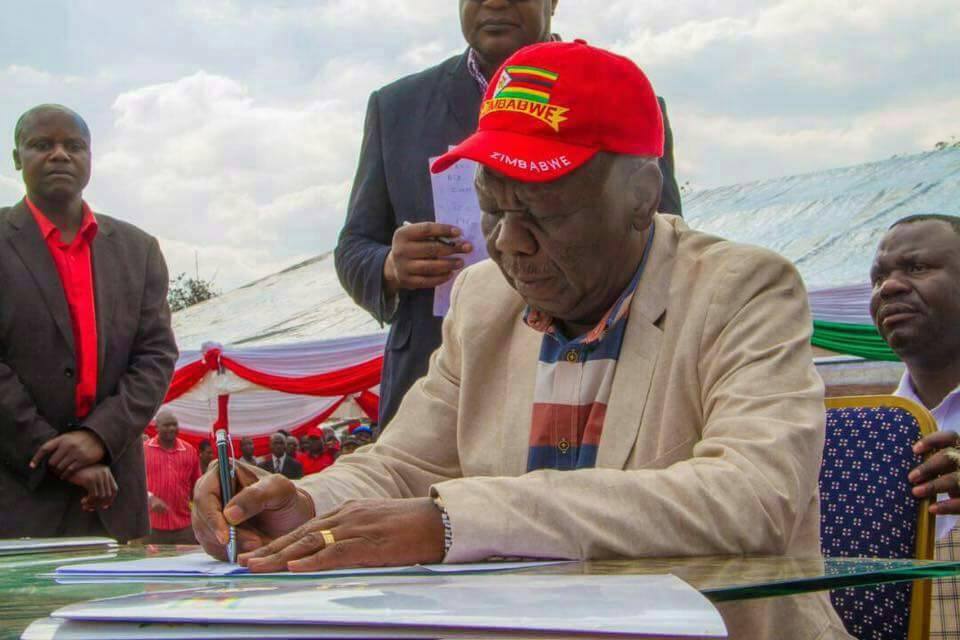 Mugabe's opponents reunites